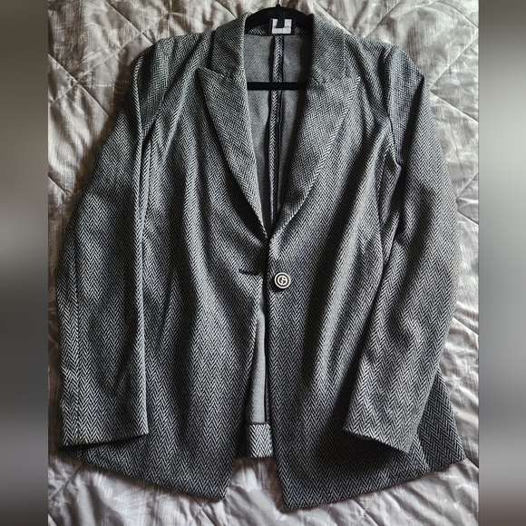 Giorgio Armani Blazer Size 42 - Picture 4 of 6